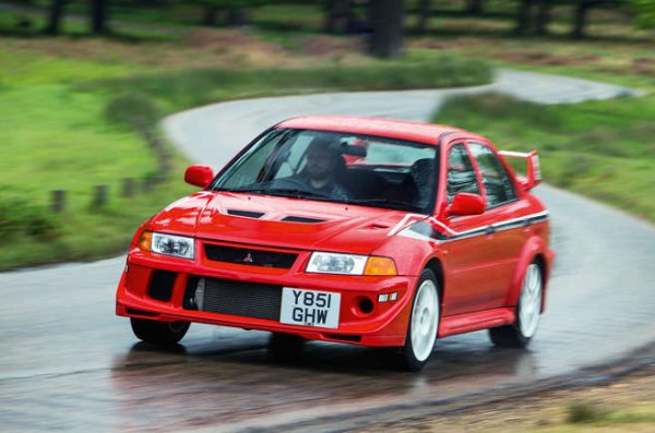 Жалко, че автомобили като този вече не са модерни &ndash; малко модели са успявали да накарат до такава степен шофьора си да се почувства като герой. Огромната мощност, балансът и пъргавината накараха водачите да се усещат като победители във WRC. Всяко Evo е добро, но това беше най-доброто.